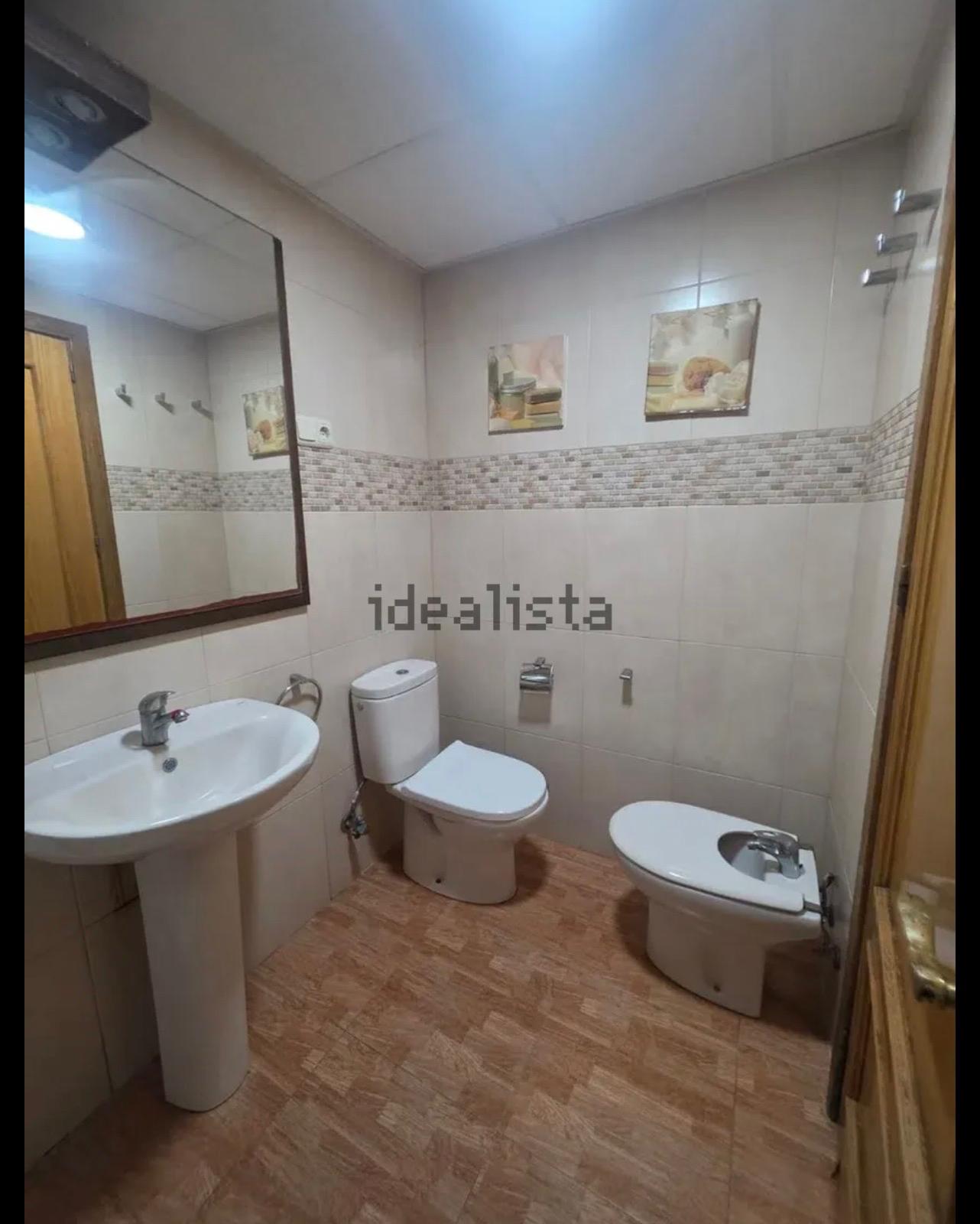 Piso en Explorador Badia - 3 habitaciones, 2 baños, patio y parking. - Imagen 3