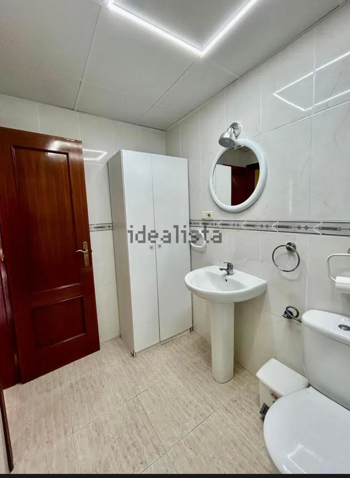 Piso en Gran Capitán Arena -2 habitaciones y 2 baños - Imagen 3