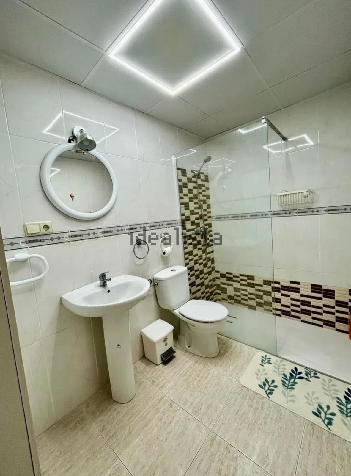 Piso en Gran Capitán Arena -2 habitaciones y 2 baños - Imagen 5