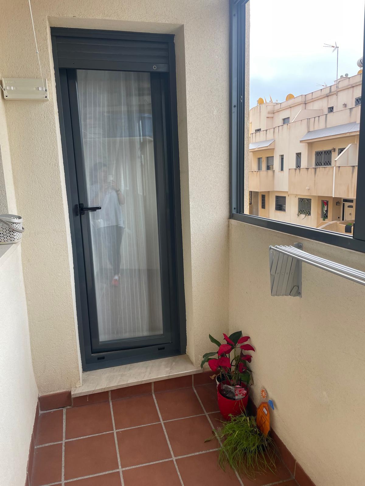 Venta piso 3 habitaciones + 2 baños en Huerta Salama - Imagen 1