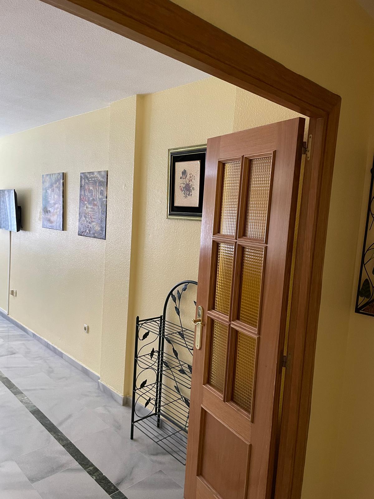 Venta apartamento 3h+2b con parking y piscina en el industrial - Imagen 5