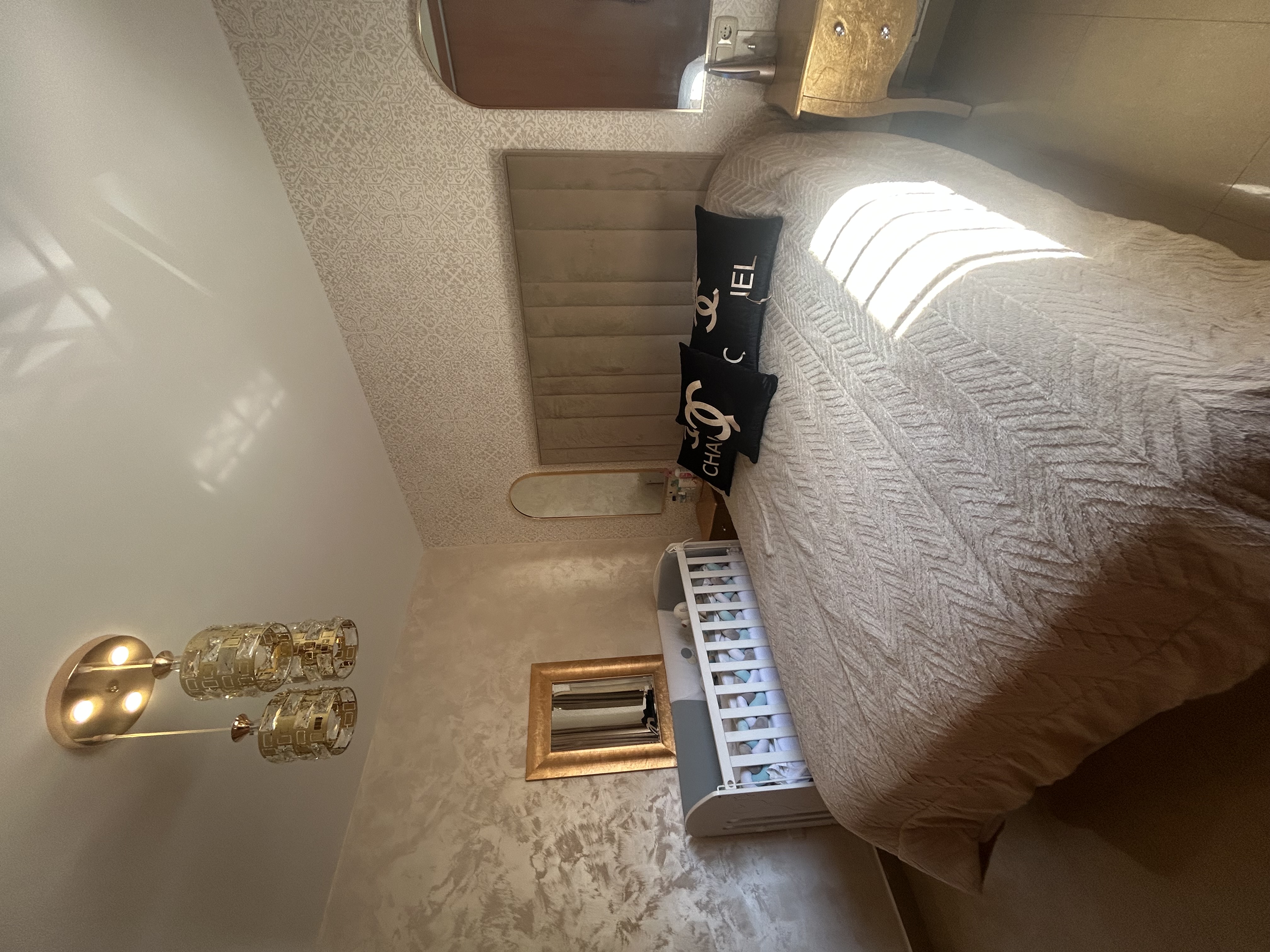 Se vende piso de 2h+1b en Calvo Sotelo con Solarium - Imagen 1