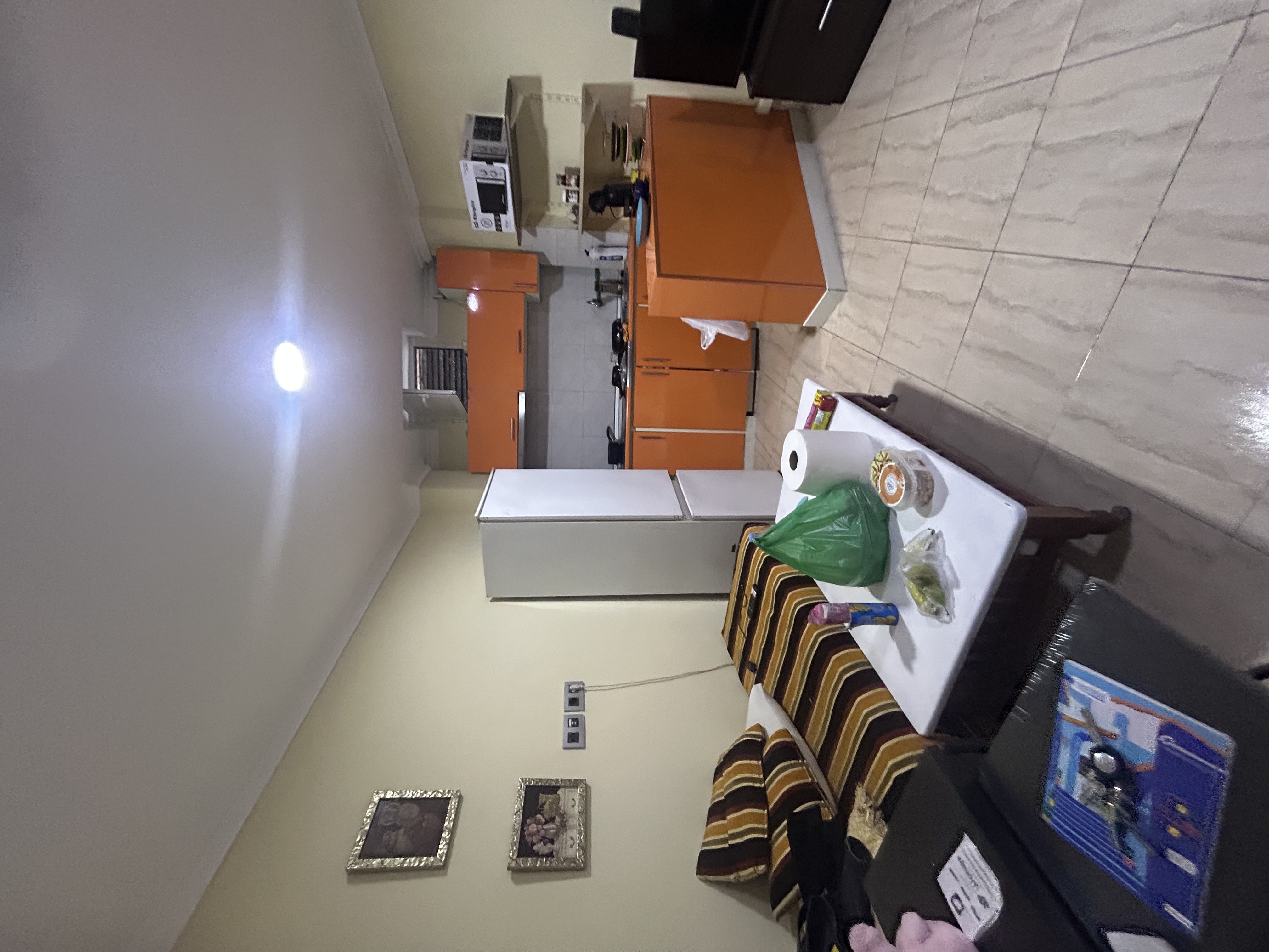 Venta Bajo 2H+1B cerca del centro - Imagen 2
