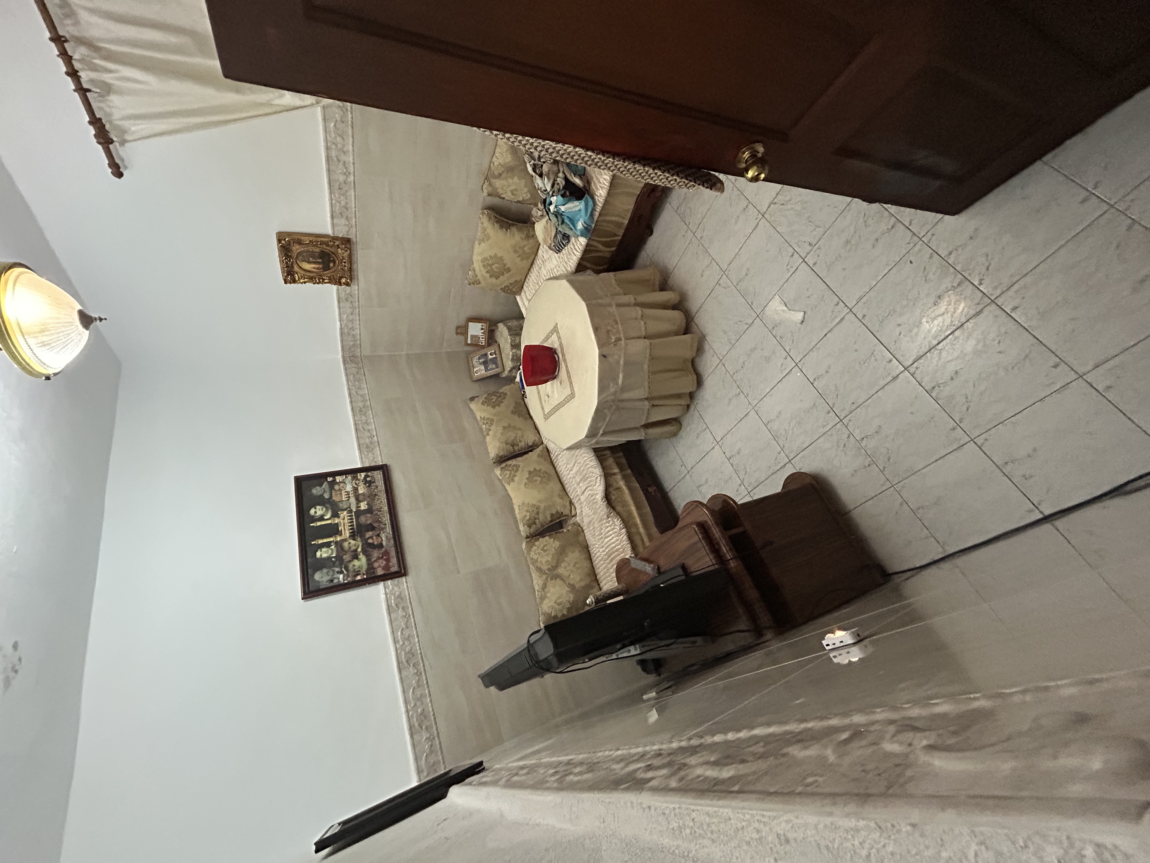 Venta casa mata de 180mts junto al Nuevo Hospital de Estudiantes - Imagen 2