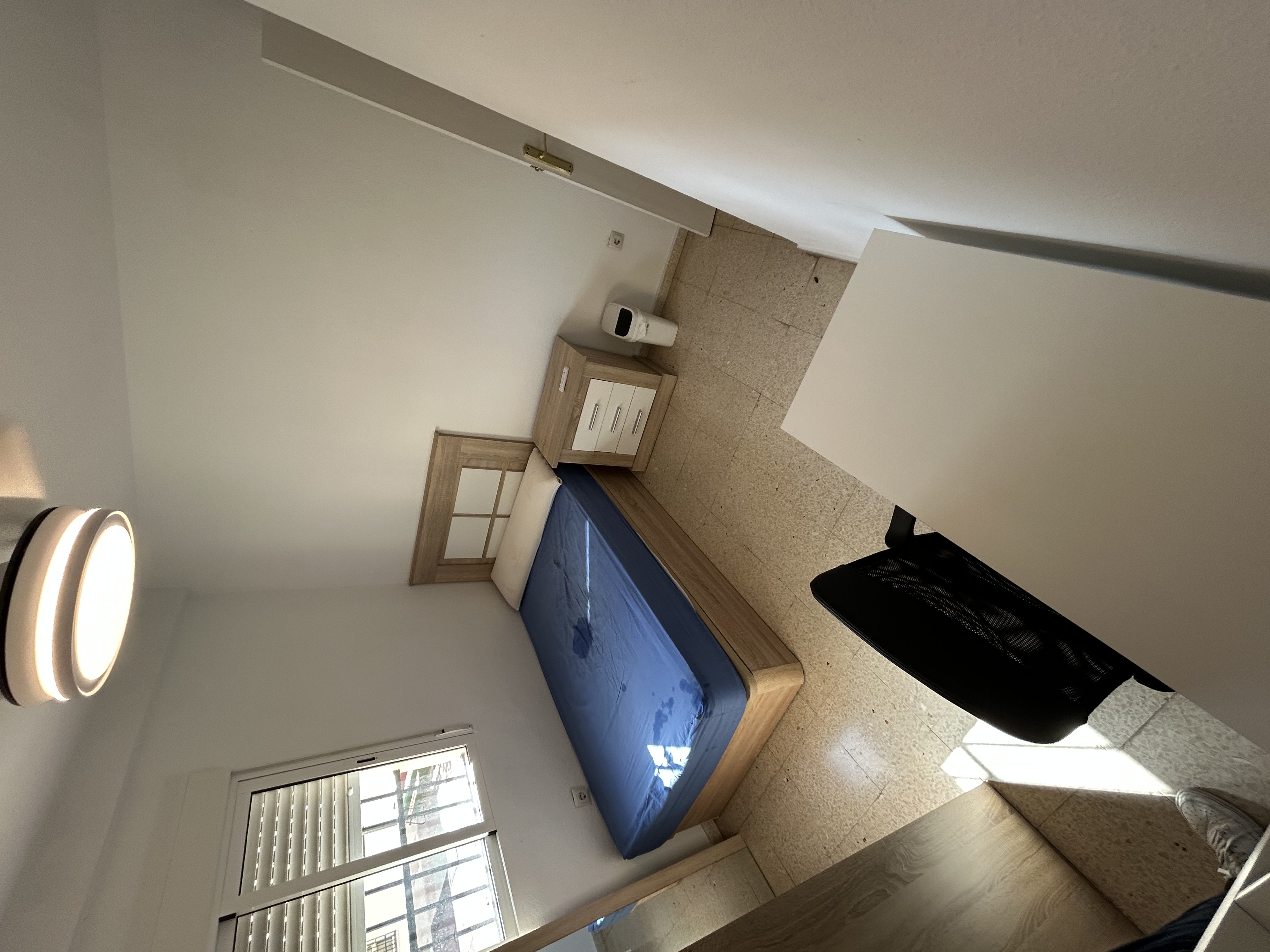 Alquiler de Habitación en Arroyo de la Miel Estancia minima 6 meses - Imagen 4