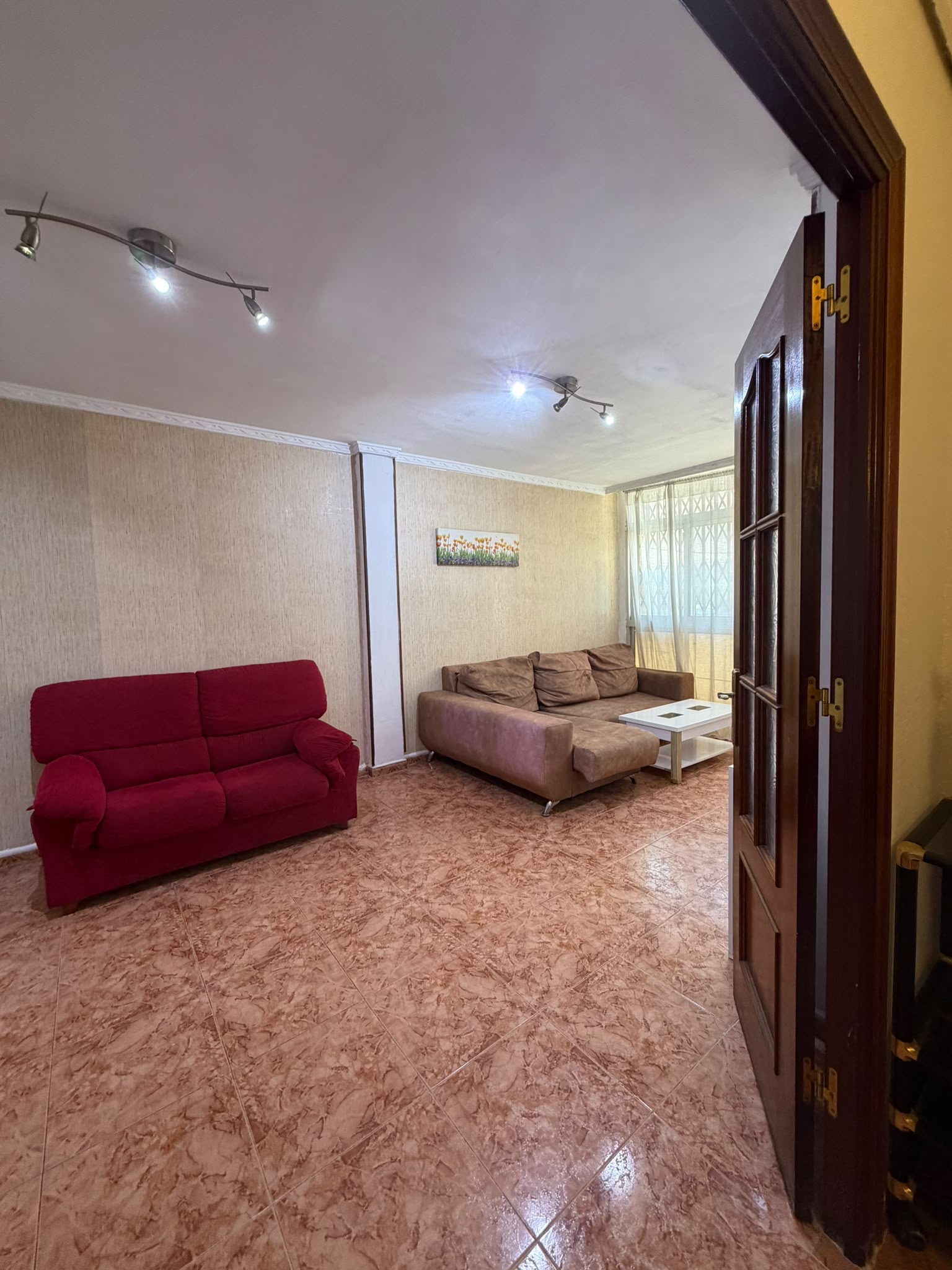 Alquiler 3h+1b en Barrio Constitución - Imagen 4