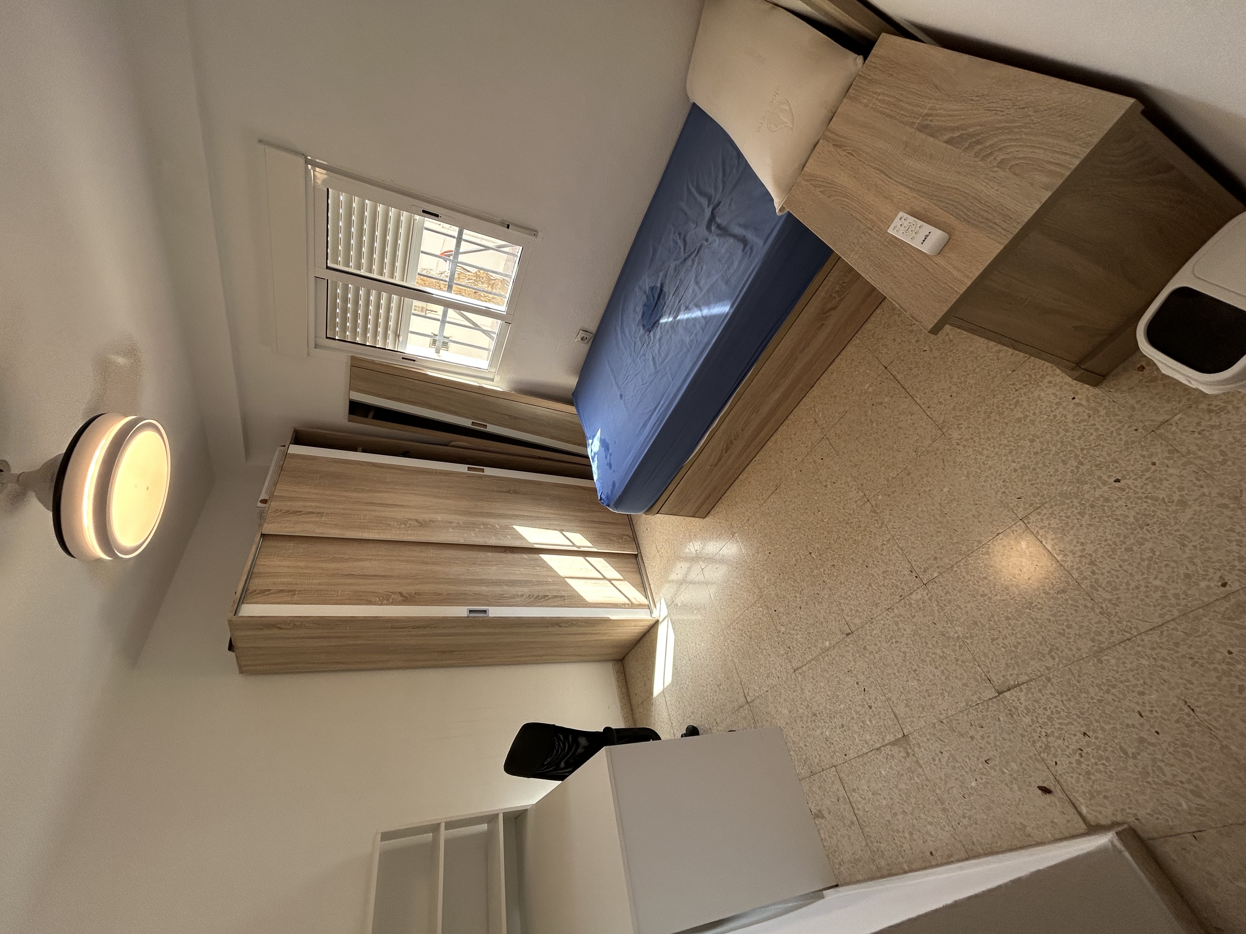 Alquiler de Habitación en Arroyo de la Miel Estancia minima 6 meses - Imagen 3