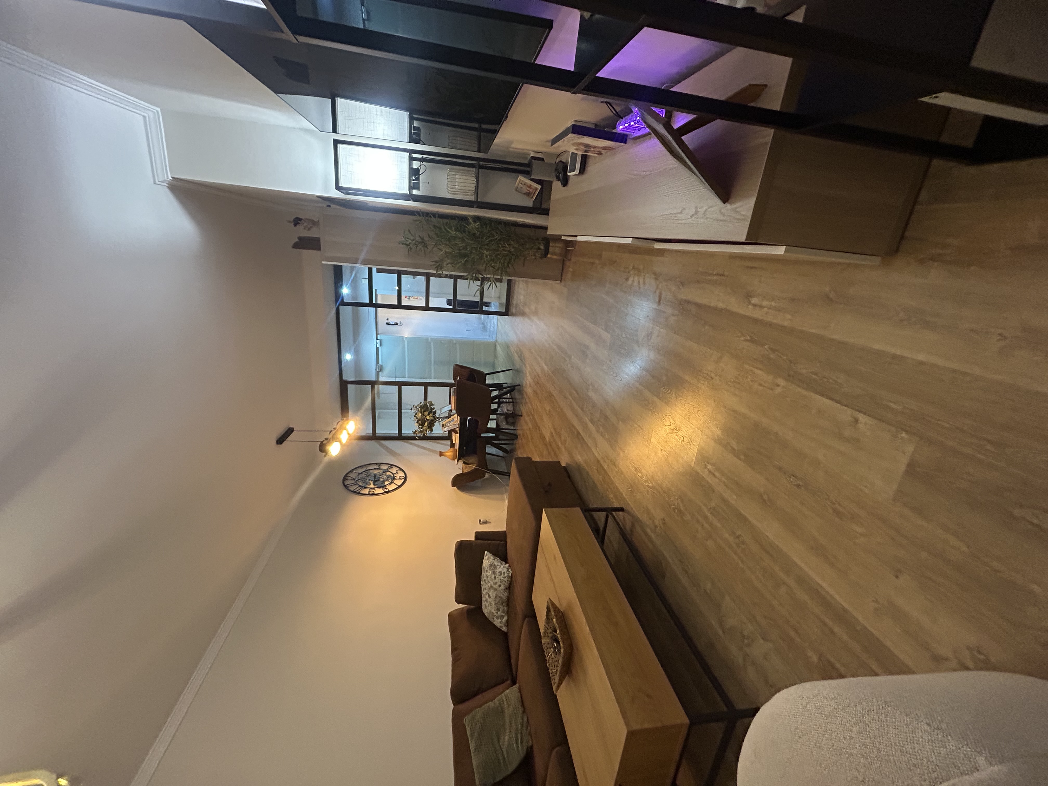 Venta de Piso 3H+2B con parking, trastero y Solarium cerca del centro - Imagen 3