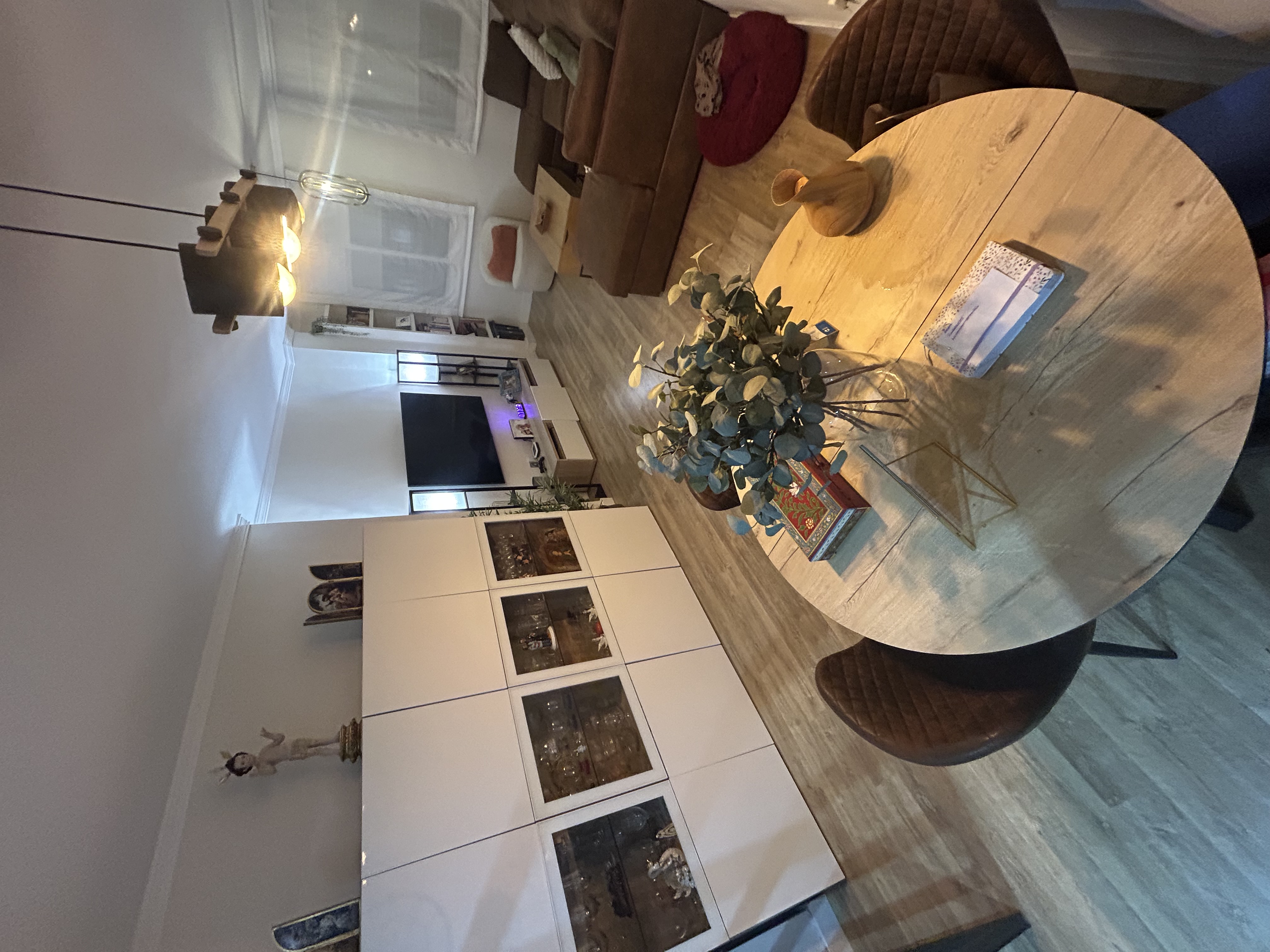 Venta de Piso 3H+2B con parking, trastero y Solarium cerca del centro - Imagen 2