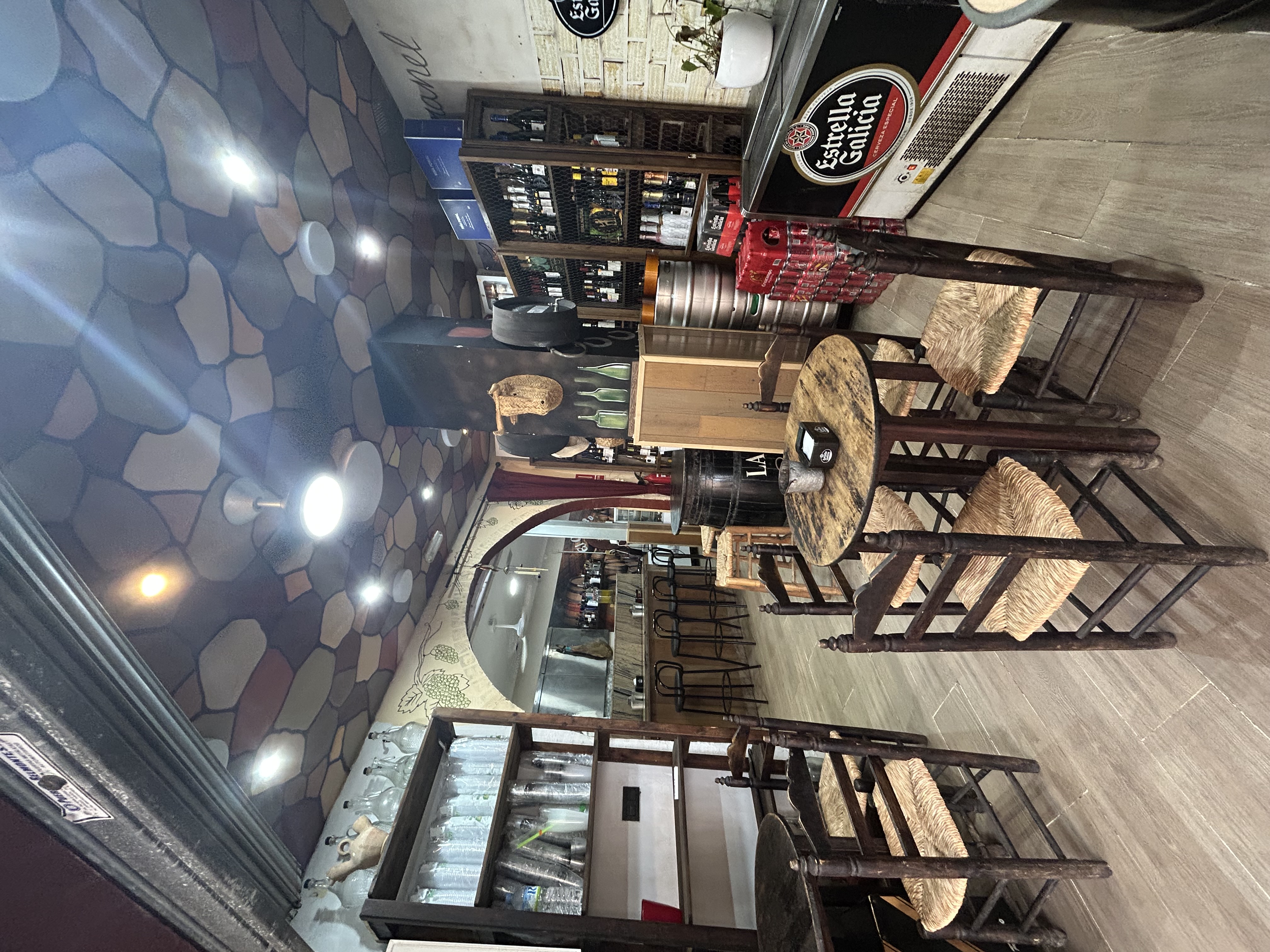 Traspaso de Tienda Gourmet con Degustación "El Colmado" - Imagen 4